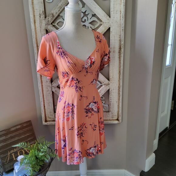 Abound Women's Short Sleeve Skater Mini Dress in Coral Aster Bouquet - Picture 1 of 13